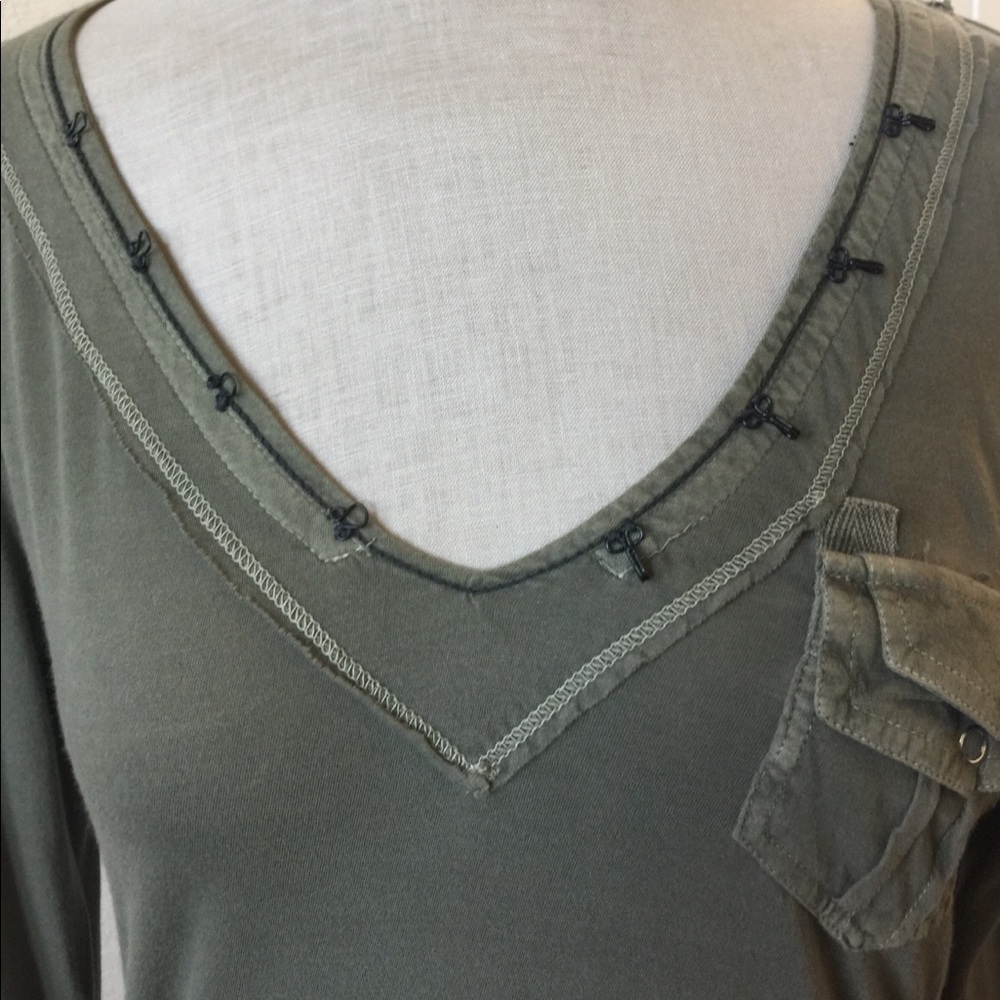 Buffalo David Bitton Long Sleeve Vneck NWT